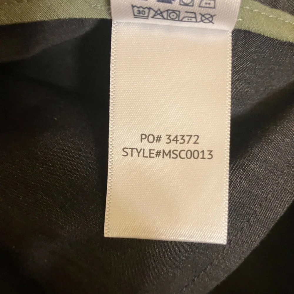 Faherty Men's Belt Loop All Day Shorts Sz 36 7” inseam Charcoal gray Performance